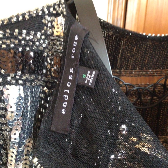 Endless Rose Sequin Zip Back Top, Size Small - Picture 5 of 8